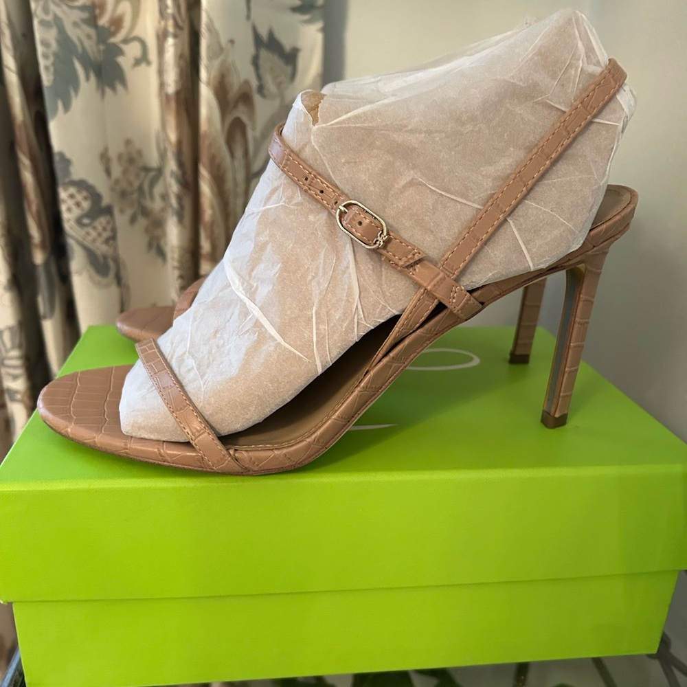 Sam Edelman Doran Maple Croco Print Heels
